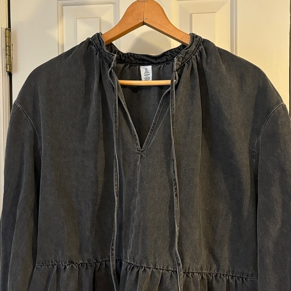 &Denim Washed Black Tie-Neck Tiered Dress - Picture 3 of 3